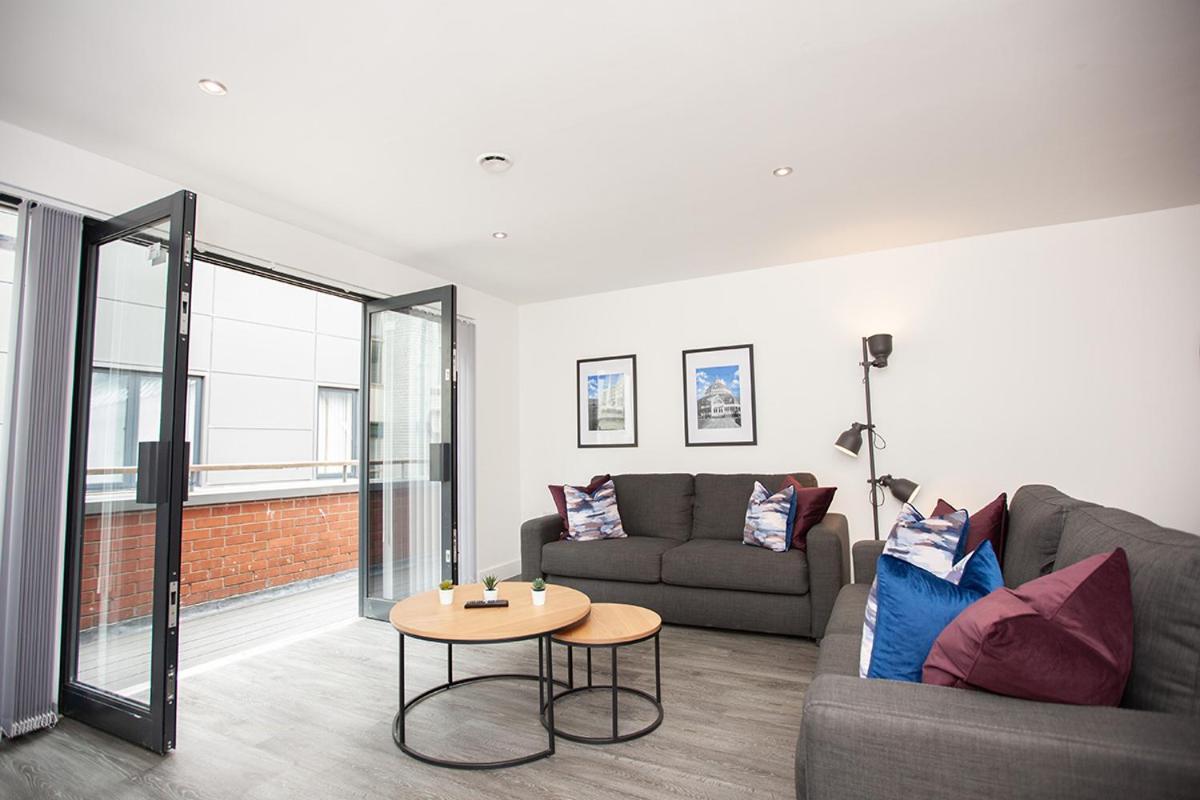 Sgt Peppers Mathew Street Apartments By Happy Days Liverpool Eksteriør billede