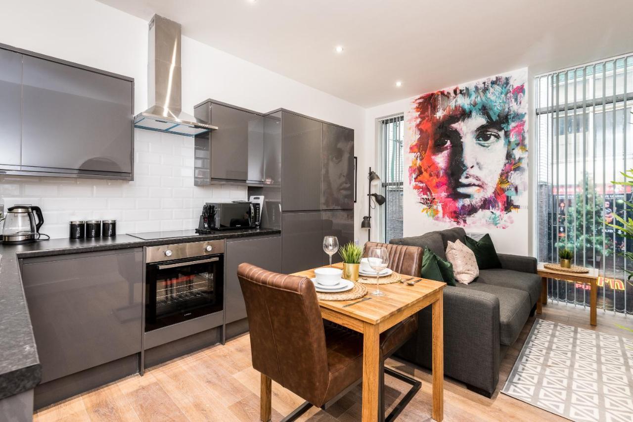 Sgt Peppers Mathew Street Apartments By Happy Days Liverpool Eksteriør billede